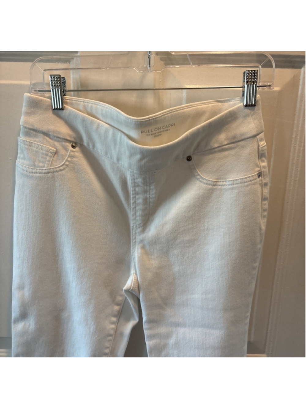 CHICO'S WOMEN'S DENIM PULL ON ANKLE HEM DETAIL JEGGINGS WHITE 0.5 (6) - Picture 2 of 9